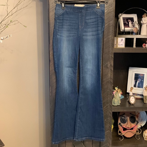 Alter’d State pull on jeans sz S( 4-6) - Picture 1 of 5